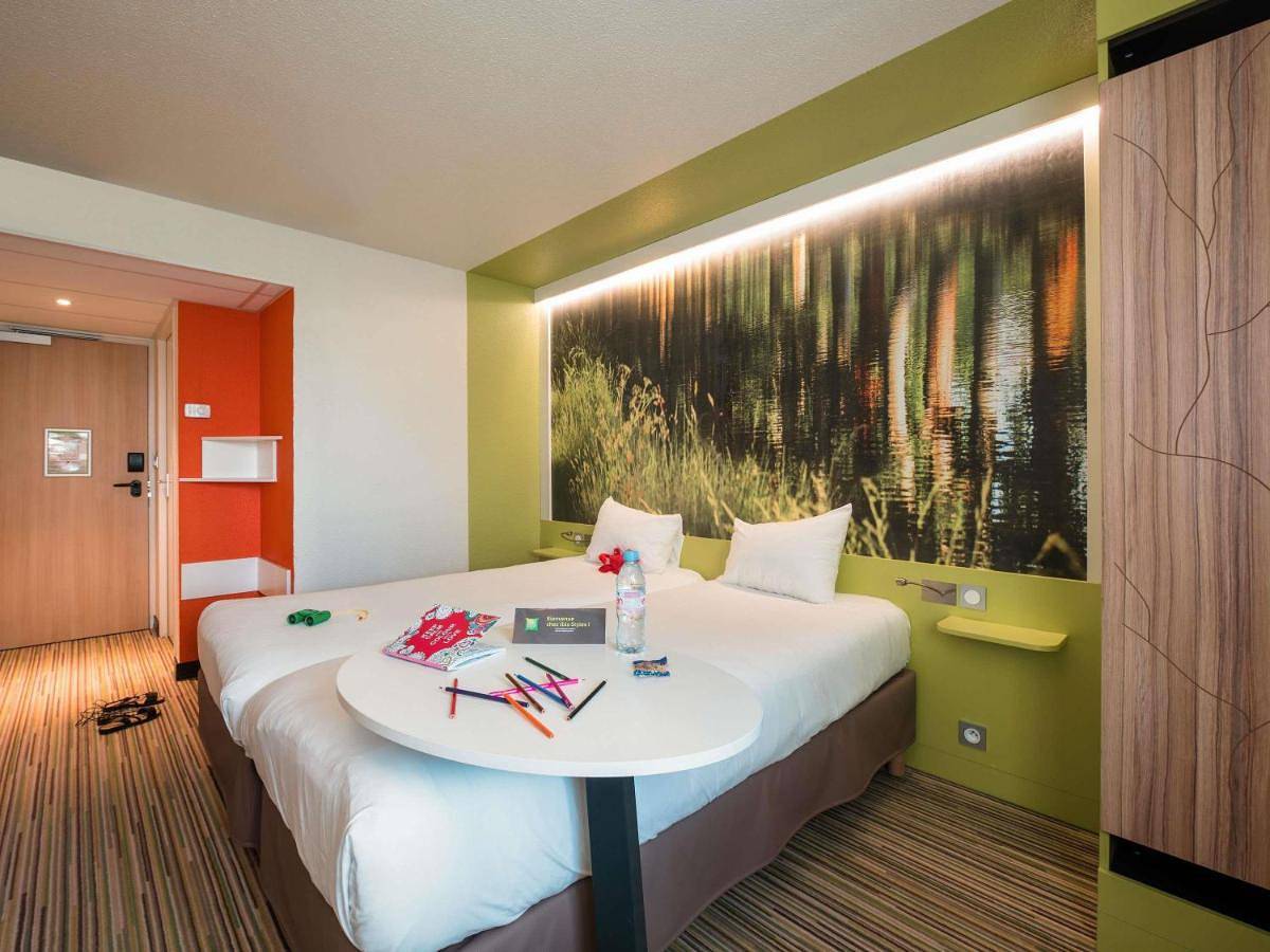 Ibis Styles Toulouse Labège in Labège, Canal du Midi