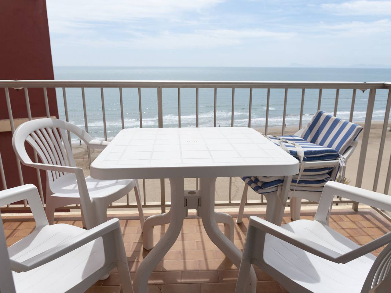 Appartement entier, Appartement familial 3 chambres avec terrasse et parking à Cullera in Cullera, Costa de Valencia