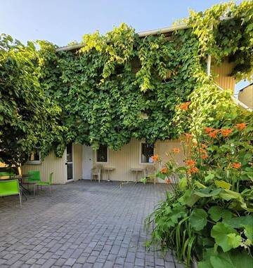 Maison d’hôte pour 2 personnes, avec jardin et terrasse à Odessa