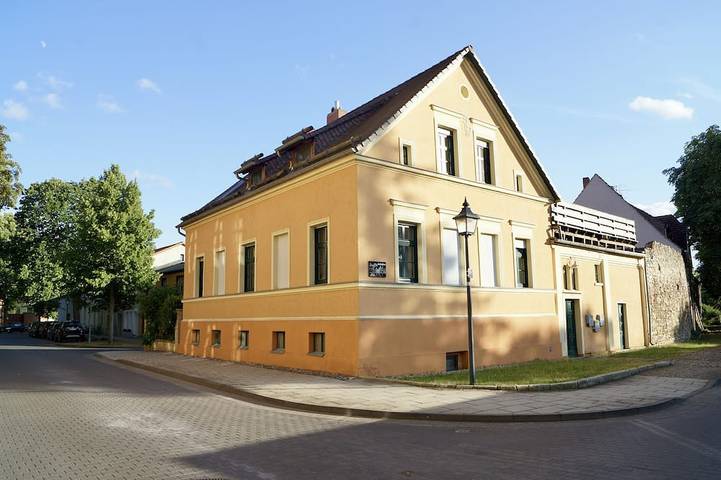 Ferienwohnung für 6 Personen, mit Garten in Barby