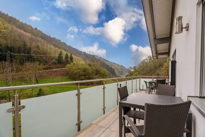 Ferienwohnung für 4 Personen, mit Balkon und Garten in Oberkirch - 2
