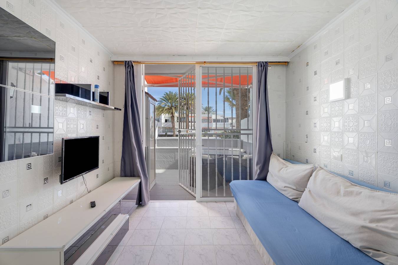 Apartamento entero, Apartamento Vacacional 'Relax' con Vistas a la Montaña, Wi-Fi y Aire Acondicionado in Costa del Silencio, Arona 