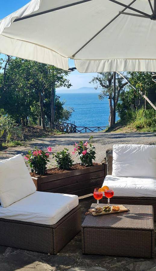 Casa vacanza per 2 persone, con panorama e giardino - 1