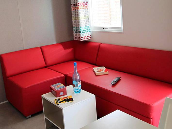 Camping pour 6 personnes, avec sauna et terrasse à Saint-Georges-d'Oléron - 4