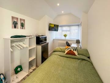 Gîte pour 2 personnes, avec jardin à Londres