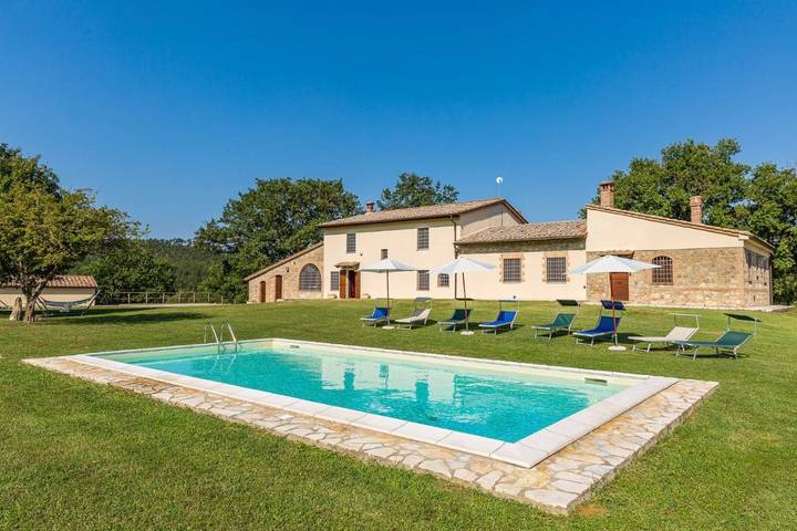 Ferienhaus für 11 Personen, mit Pool und Ausblick sowie Garten - 1
