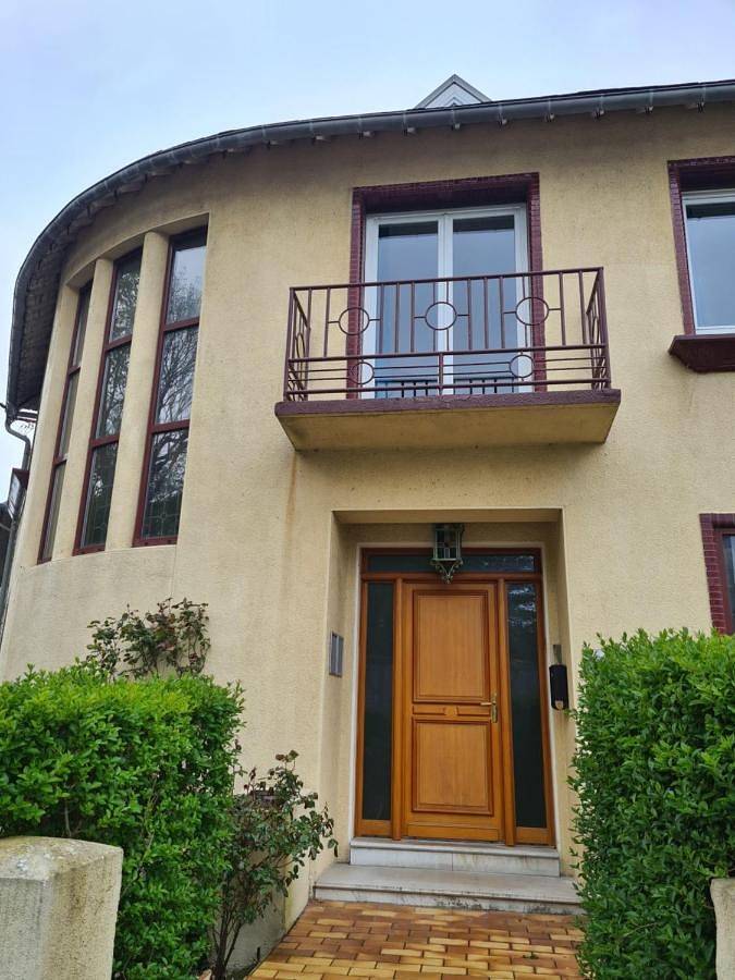 Double Room with Private External Bathroom in Boulogne-sur-Mer, Région de Boulogne-sur-Mer