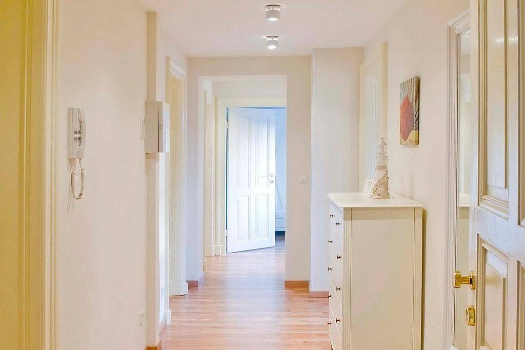 Ganze Wohnung, Villen-Apartment direkt am Ostseestrand mit Saunanutzung in der Ferienanlage in Strand Heringsdorf, Heringsdorf