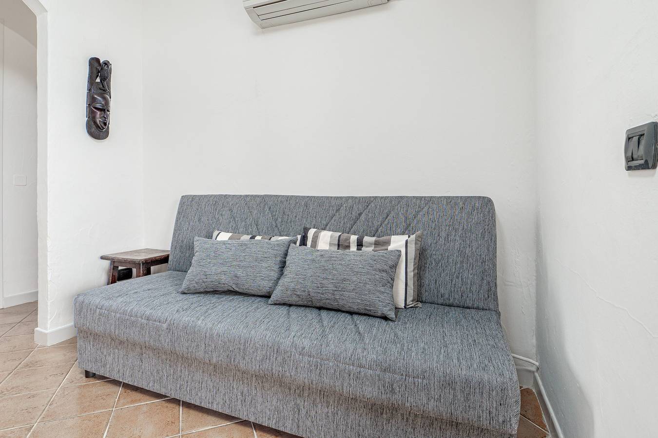 Appartamento intero, Appartamento 'Tramontina' con vista mare, Wi-Fi e aria condizionata in Quinta Spiaggia, Golfo Aranci
