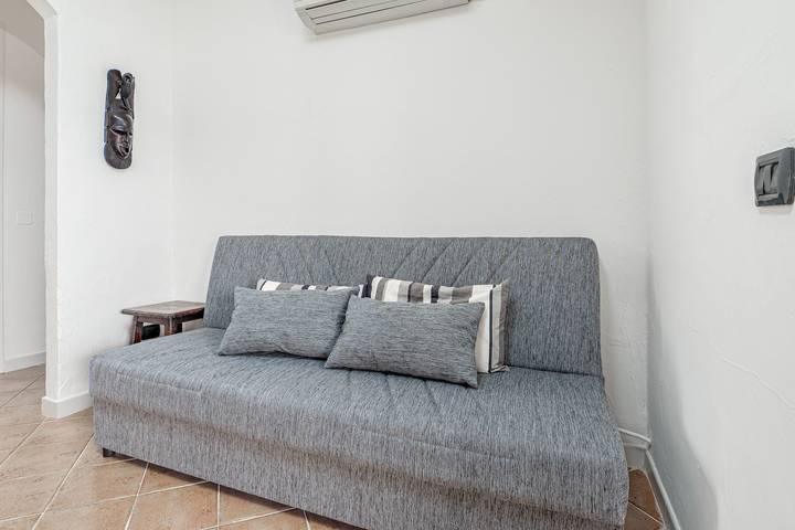 Appartamento intero, Appartamento 'Tramontina' con vista mare, Wi-Fi e aria condizionata in Quinta Spiaggia, Golfo Aranci