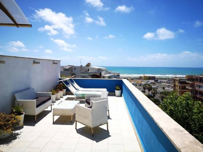 Appartamento per 5 persone, con Balcone e Terrazza nonché Panorama a Ostia