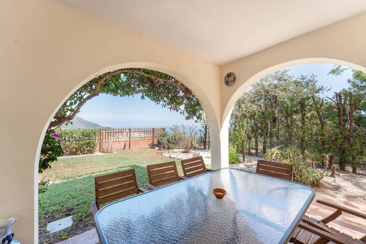 Villa 'Secreta' with Sea View, Wi-Fi, and Air Conditioning in Mijas Pueblo, Mijas
