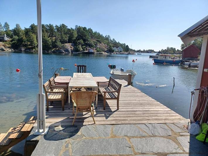 Feriehus for 12 personer, Terrasse og Hage i tillegg til Sauna og Utsikt i Lillesand 