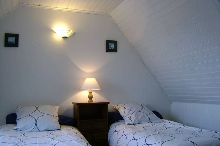 Maison typique style penty proche des plages trois chambres Jardin parking wifi. in Camaret-sur-Mer, Iroise