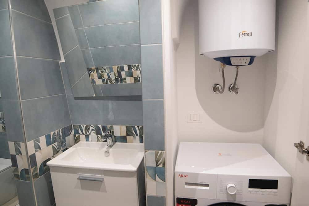 Ganze Wohnung, \"The Tower\" Manicone Housing & More in Vico del Gargano, Gargano