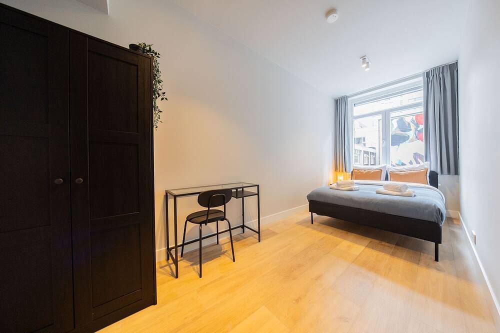 Geheel appartement, Rotterdam Rustique  3Bdr Apartment Juf in Rotterdam, Zuid-Holland