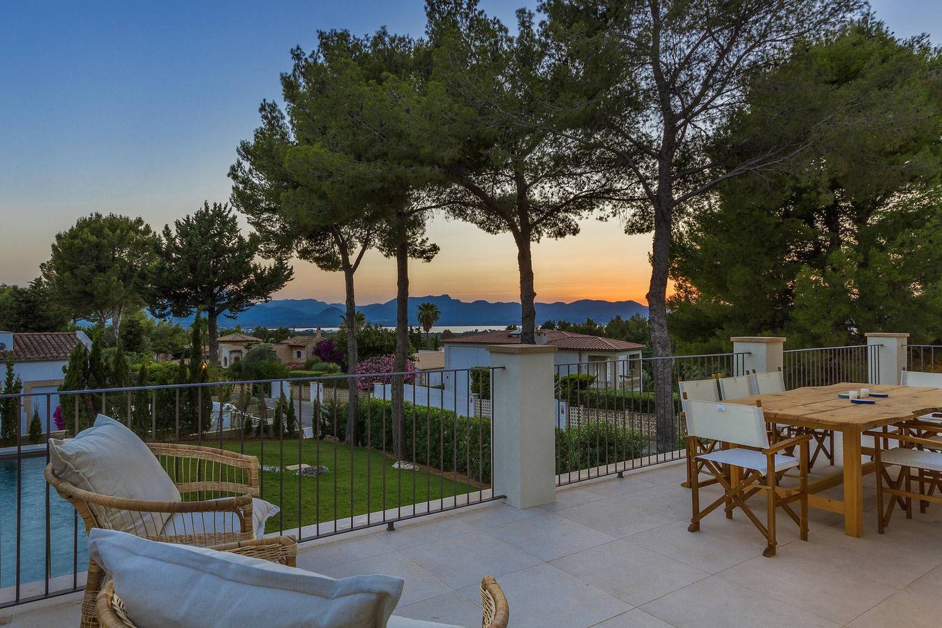 Los Nueve Pinos Bonaire by Balearic Villas in Bonaire, Alcúdia