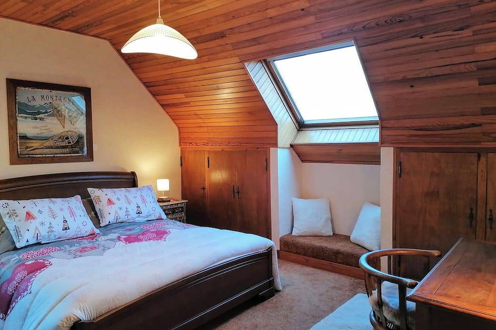 Entire apartment, Beautiful, independent, quiet apartment in Luz-Saint-Sauveur, Pyrenees National Park