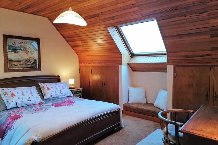 Ganze Wohnung, Schöne und komfortable Ferienwohnung in Luz Saint-Sauveur in Luz-Saint-Sauveur, Nationalpark Pyrenäen