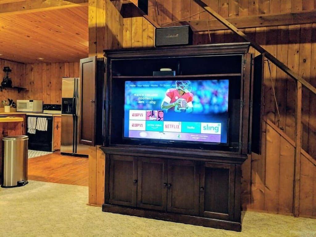 Log Cabin for 8 Guests in Jefferson County (WV)