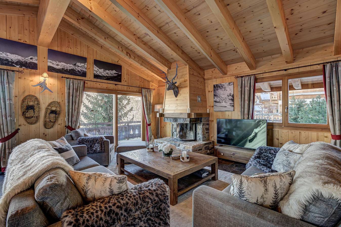 Chalet le Grand Ours - Jacuzzi Sauna Views Ski-In Ski-Out in La Tzoumaz, Riddes
