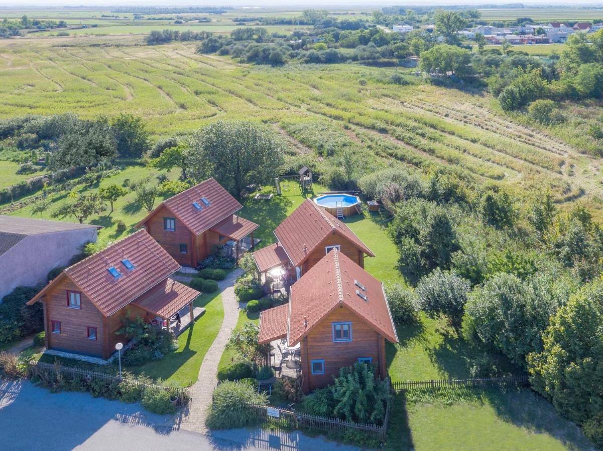 Ferienhäuser Aura in Sankt Andrä am Zicksee, Neusiedlersee-Hügelland