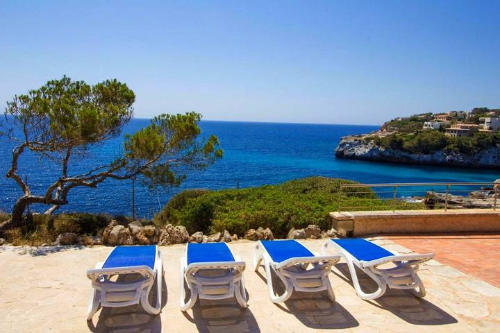 Ferienhaus für 4 Personen, mit Balkon und Terrasse sowie Garten und Ausblick auf Mallorca Süden