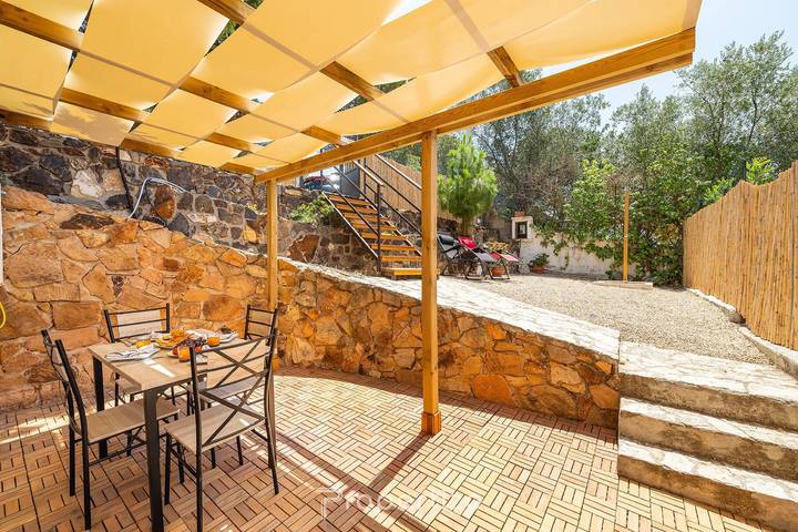 Ferienwohnung für 4 Personen, mit Terrasse und Garten