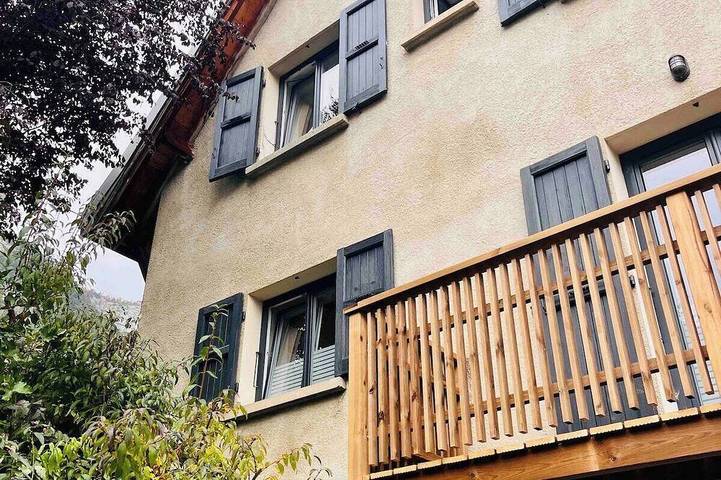 Maison de vacances pour 4 personnes, avec balcon et jardin à Le Bourg-d'Oisans