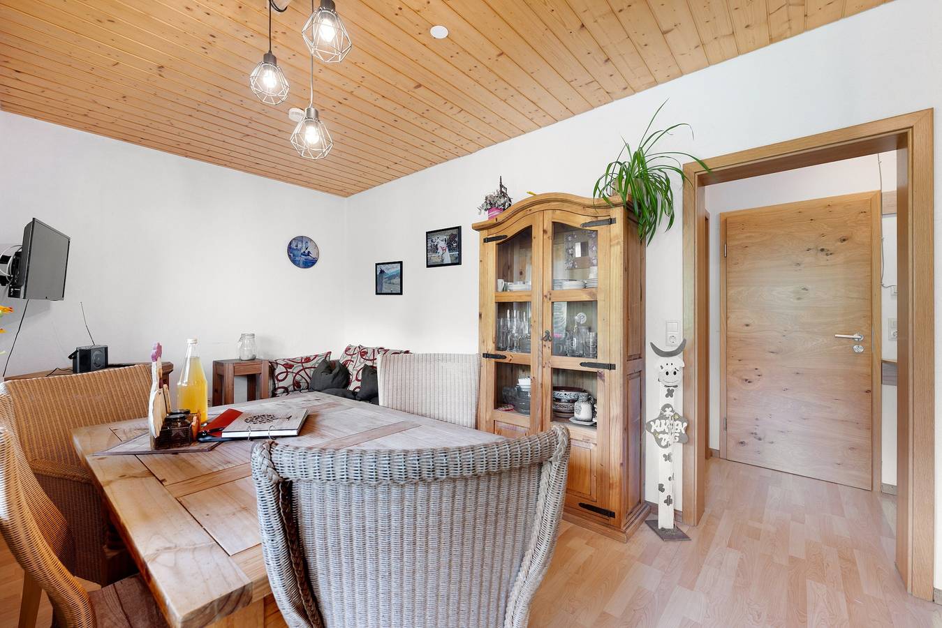 Ganze Wohnung, Apartment 'Waldblick' mit Bergblick, Gemeinschaftsgarten und Wlan in Kirchzarten, Südschwarzwald
