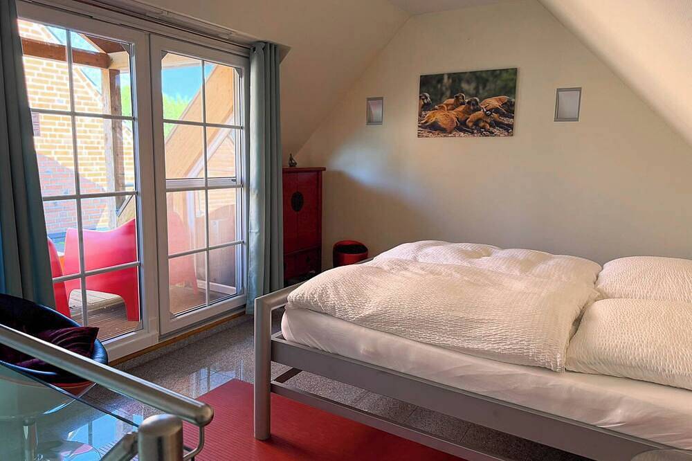 Ganze Wohnung, ***** Design Ferienhaus Kamerun an der Elbe \"Casa Kamerunschaf\" in Damnatz, Elbtalaue