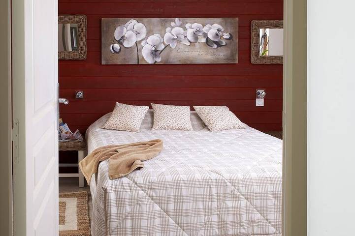 Chambre d’hôte pour 2 personnes, avec jacuzzi et jardin à Plouégat-Moysan