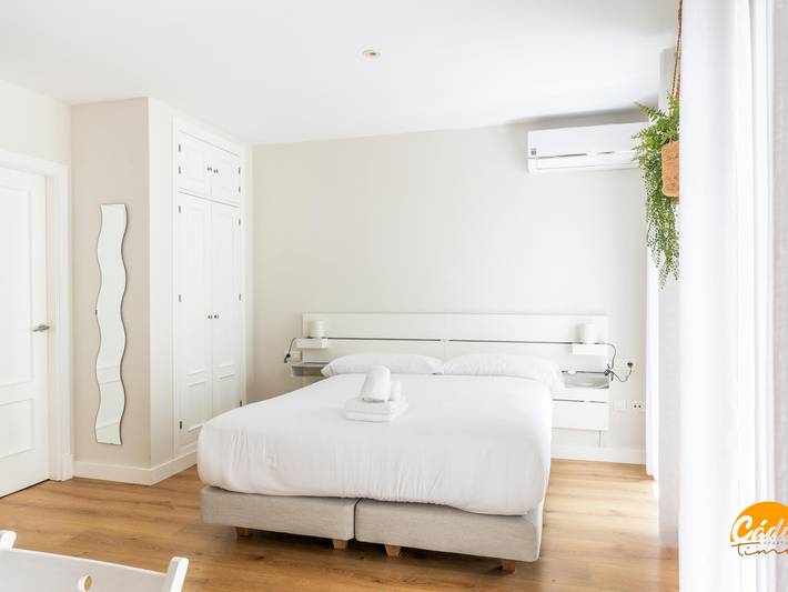 Studio entier, Loft-style apartment in the El Pópulo district in Vieille ville de Cadix, Cadix