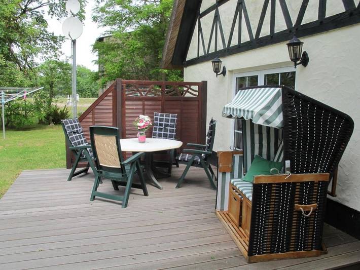 Ferienhaus für 4 Personen, mit Terrasse und Sauna in Altenkirchen - 2