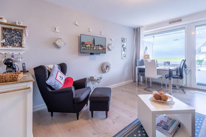 Ferienwohnung für 3 Personen, mit Balkon und Sauna sowie Pool
