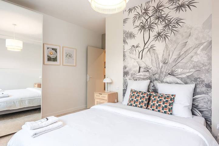 Ganze Wohnung, Hedonist House - Fantastic family apartment - 20 min from Paris center in Le Kremlin-Bicêtre, Val-de-Marne