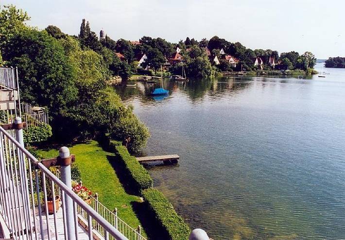 Entire holiday apartment, Holiday apartment for 3 people with lake view in Plön, Plön (Stadt)