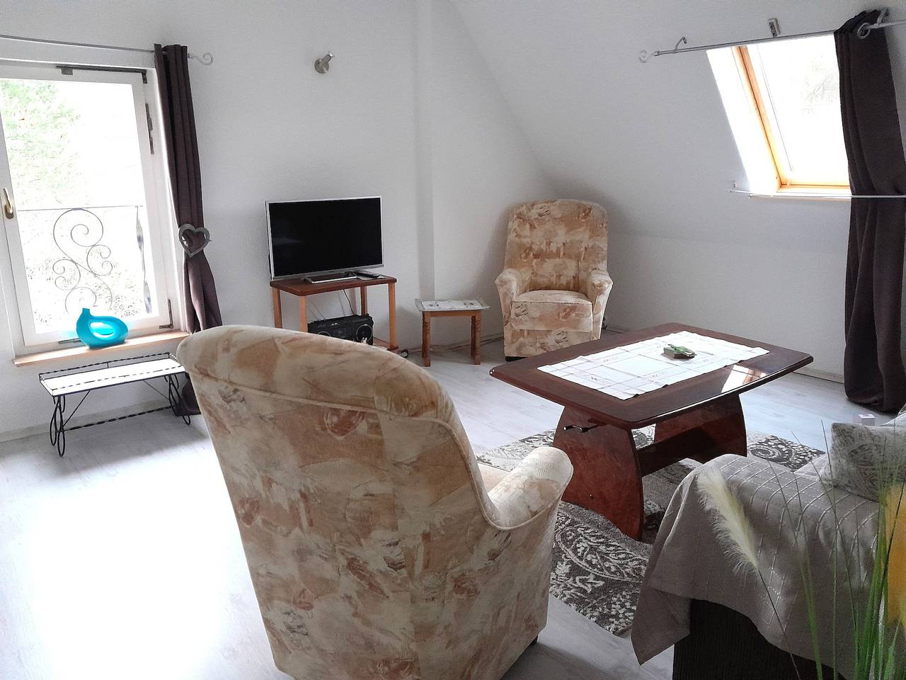 Ganze Ferienwohnung, Ferienwohnung Peter Franke - Ferienwohnung, 60qm, 3 Schlafzimmer, 5 Erw. und 1 Kind in Weimar, Weimarer Land