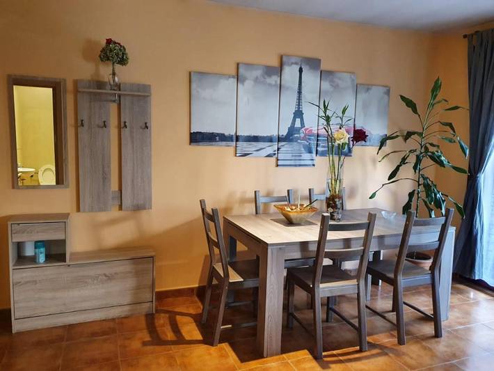 Apartamento de vacaciones para 6 personas, con vistas y jardín en Sierra Norte - 4