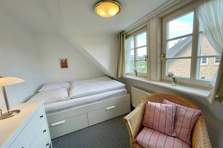 Ganze Wohnung, Amaris-Sylt - Idyllisch gelegene Wohnung mit Balkon für bis zu 4 Personen in Munkmarsch, Sylt (Gemeinde)