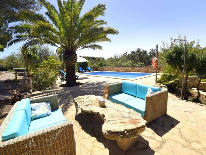 Finca mit Pool für 7 Personen, mit Garten und Pool sowie Ausblick und Terrasse, mit Haustier in Felanitx - 2