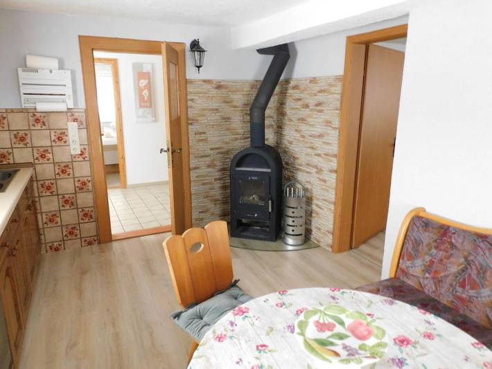 Ferienwohnung für 3 Personen, mit Terrasse und Garten sowie Ausblick