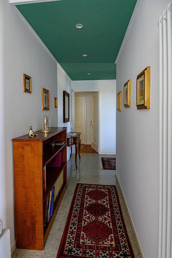 Villa Loredo in Padenghe sul Garda, Prealpi Gardesane