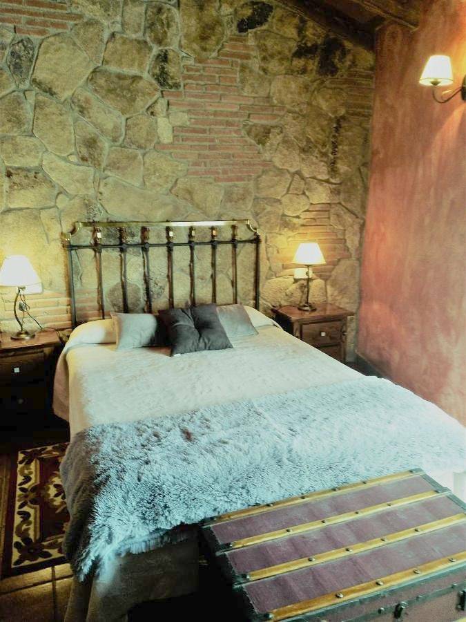 Casa rural para 3 personas, con balcón y vistas en San Martín del Pimpollar - 3