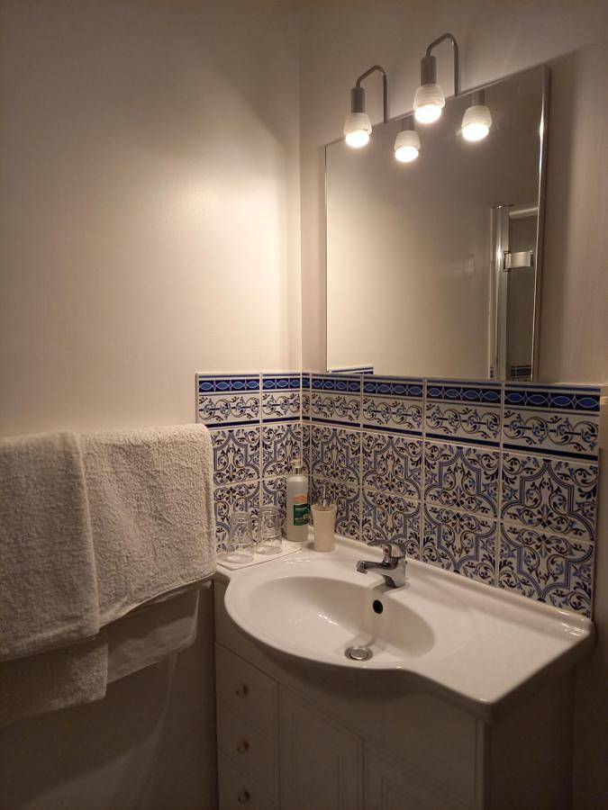 Location de vacances pour 2 personnes, avec jardin ainsi que piscine et jacuzzi à Montauriol - 4