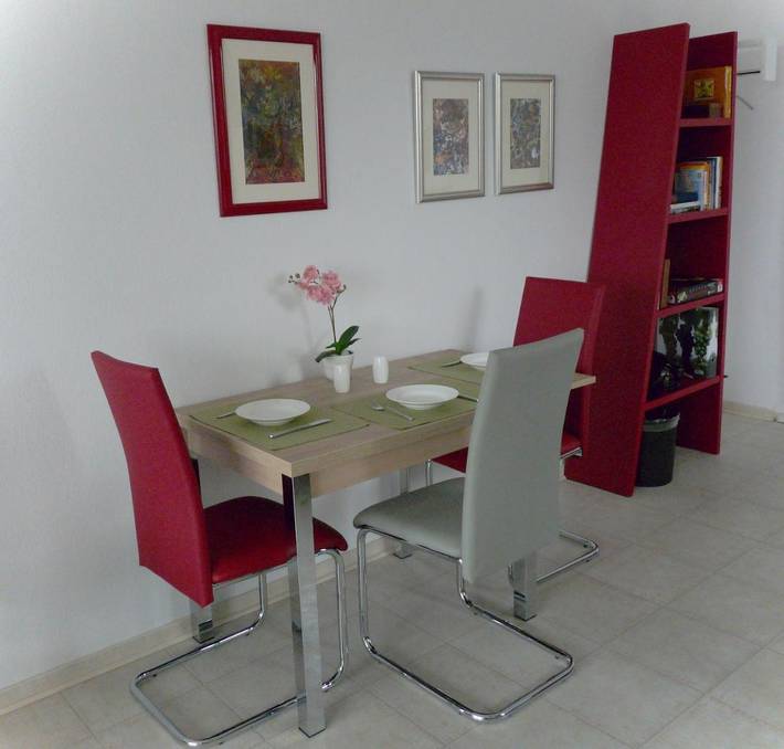 Ferienwohnung für 3 Personen, mit Balkon und Ausblick in Wiesbaden