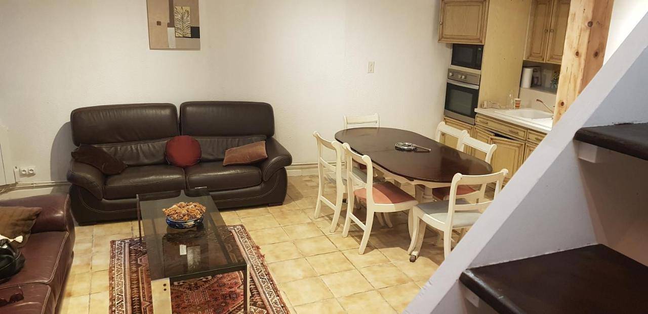 Three-Bedroom House in Saint-Ferriol, Parc naturel régional Corbières-Fenouillèdes