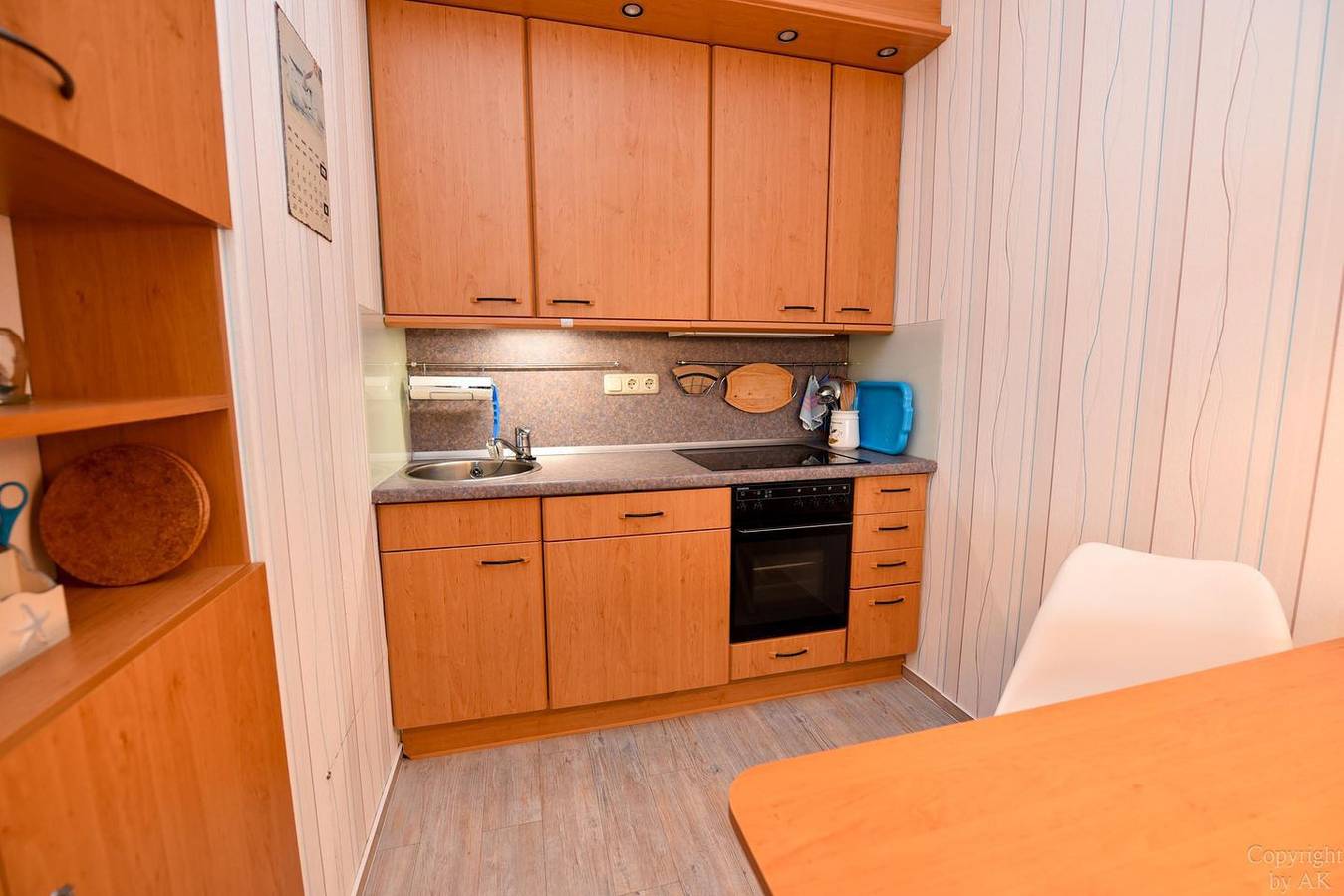 Komfortable Ferienwohnung mit Balkon und Pool direkt am Strand in Cuxhaven Döse, foto 9