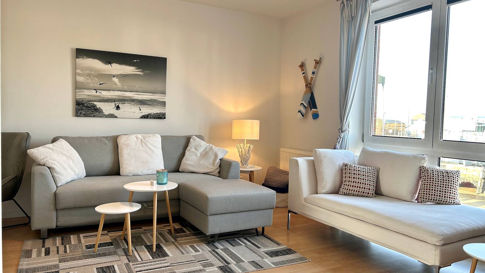 Entire apartment, Penthouse Apartment 'Simmerdeis Am Hafen' with Balcony, Waterfront and Old Town Views in Husum Hafen, Husum