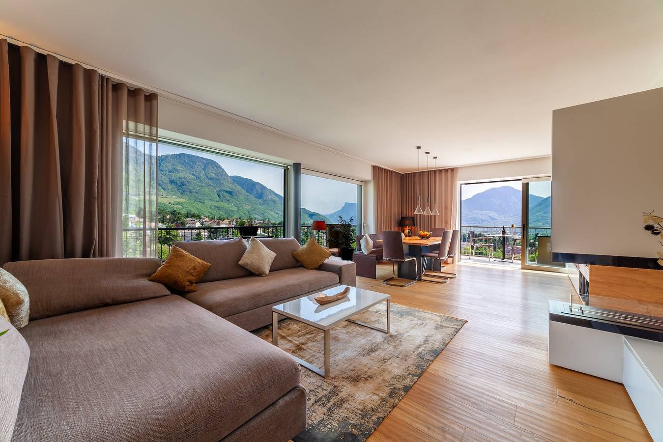 Appartamento intero, Appartamento "Levita Living Anima" con vista sulle montagne e due balconi soleggiati in Comune di Tirolo, Gruppo Tessa